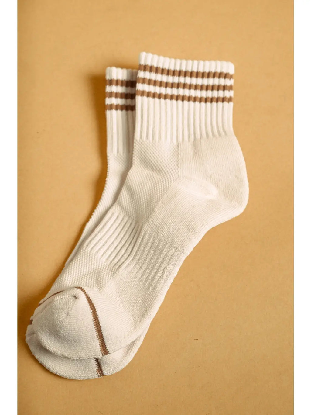 Soft White Ankle Socks with Pastel Stripe Details