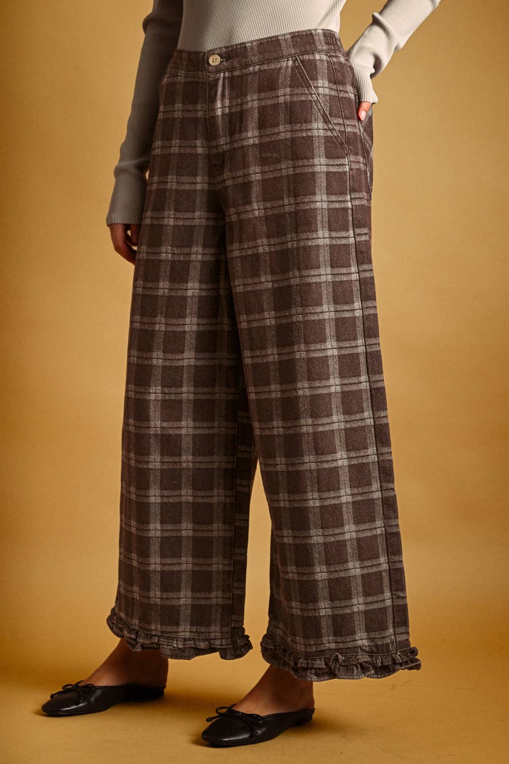 Ruffle Detail Plaid Pants