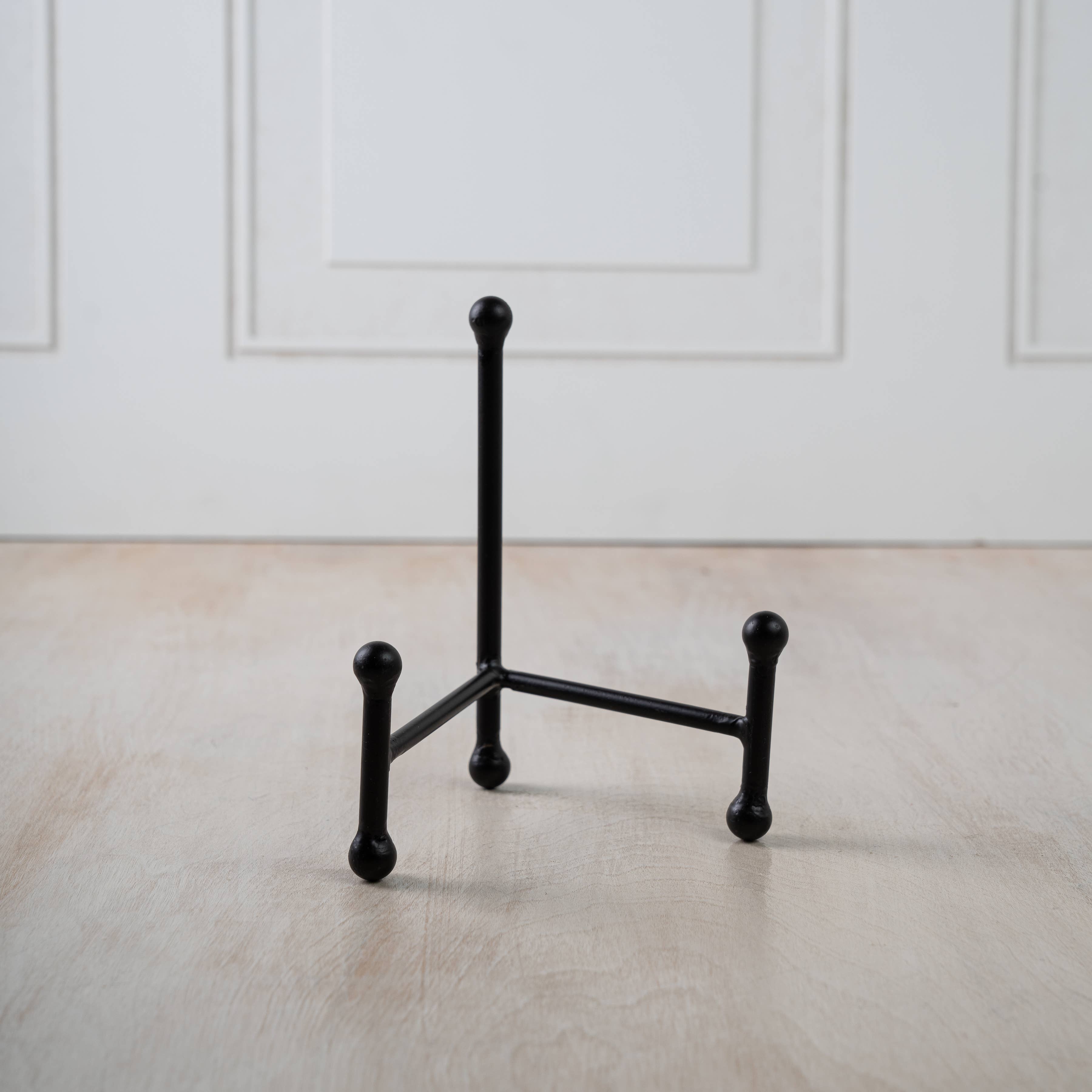 Iron Easel Small 6"