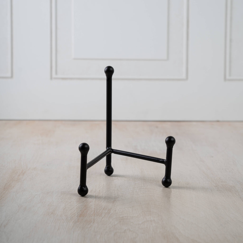 Iron Easel Small 6