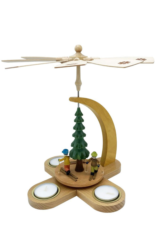 Skiers Richard Glaesser Pyramid