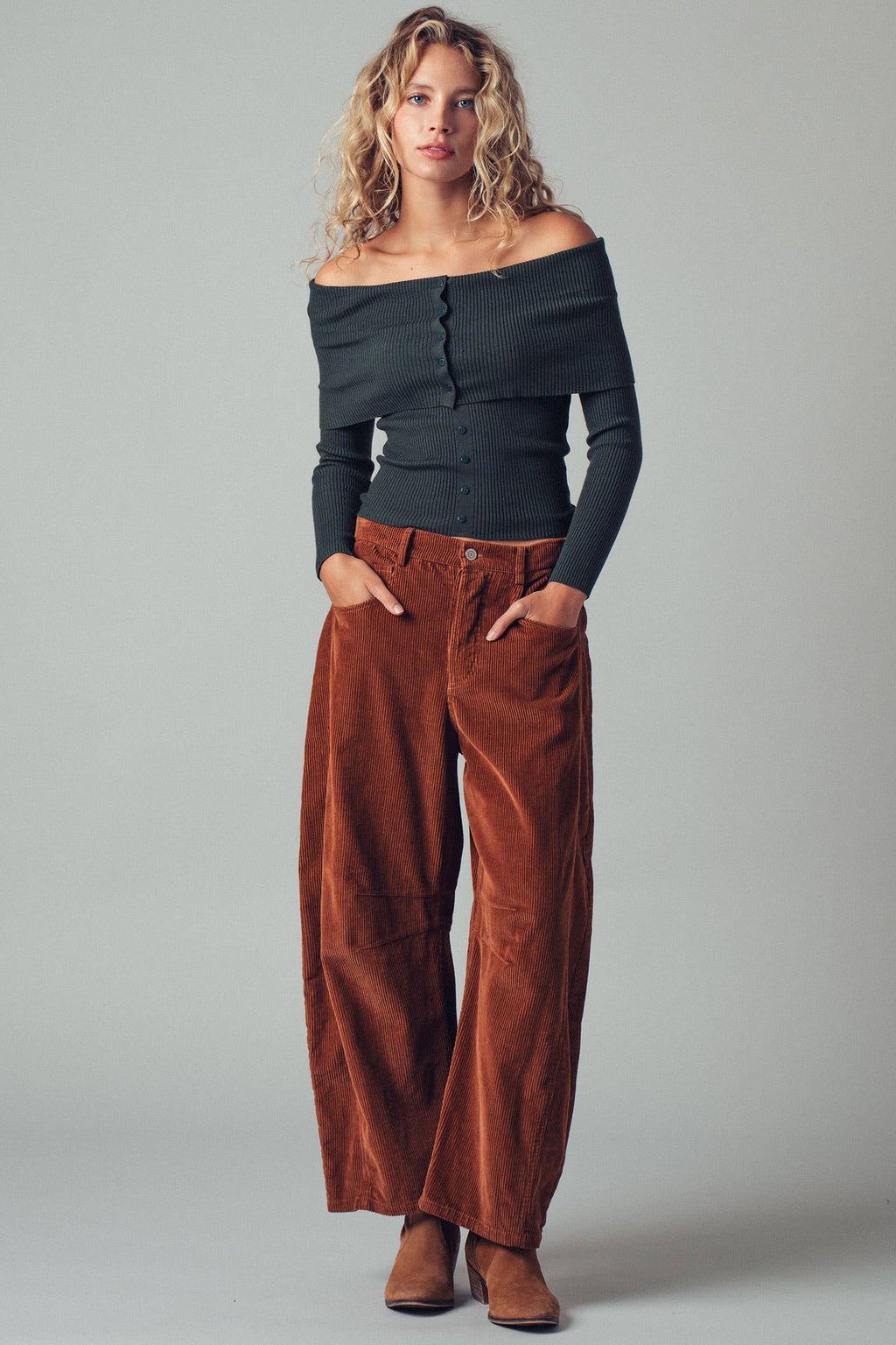 Inseam Stitch Detail Corduroy Barrel Jeans