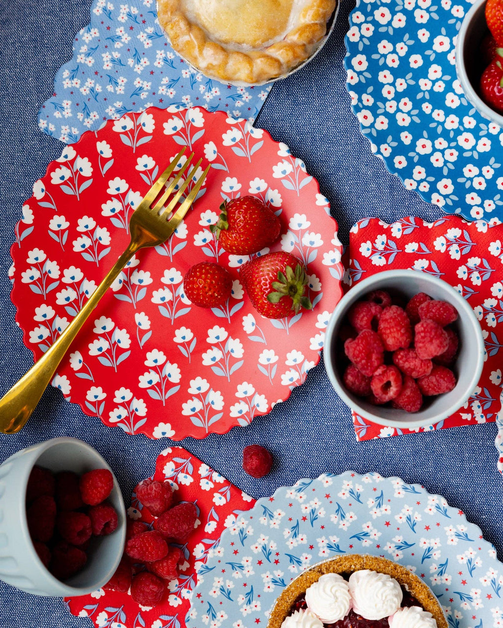 Floral Bamboo Plate Set