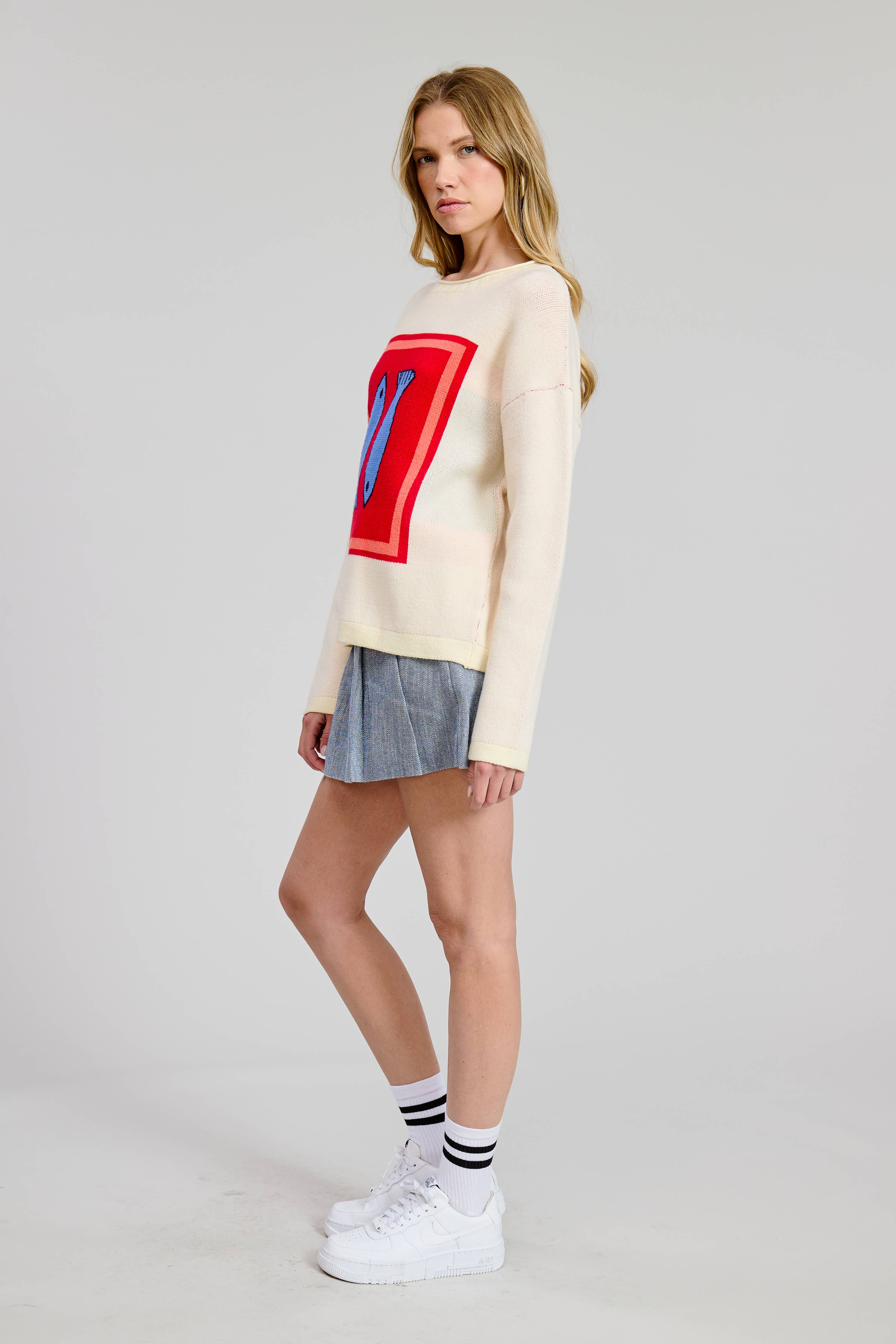 Flat White Sardine Box Sweater Top