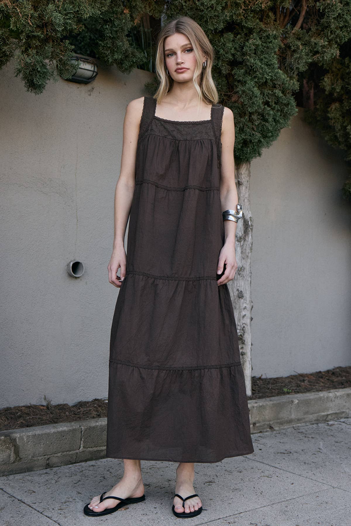 Lace Trim Tiered Maxi Dress in Chocolate