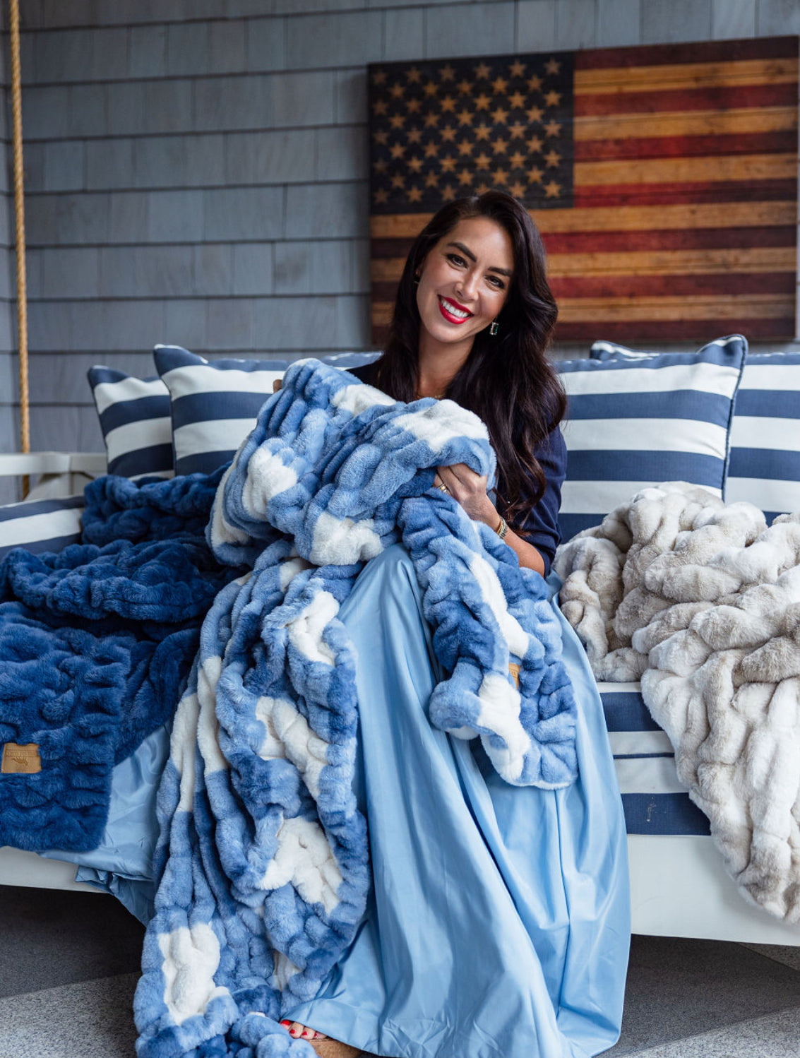 The Fox Group LOLA Blanket - Thumbnail 2