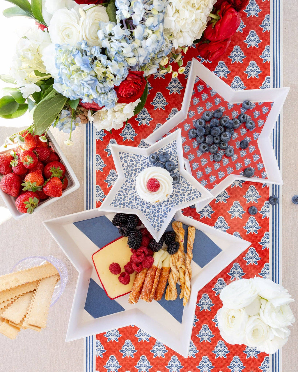 Stacking Stars Bamboo Tray