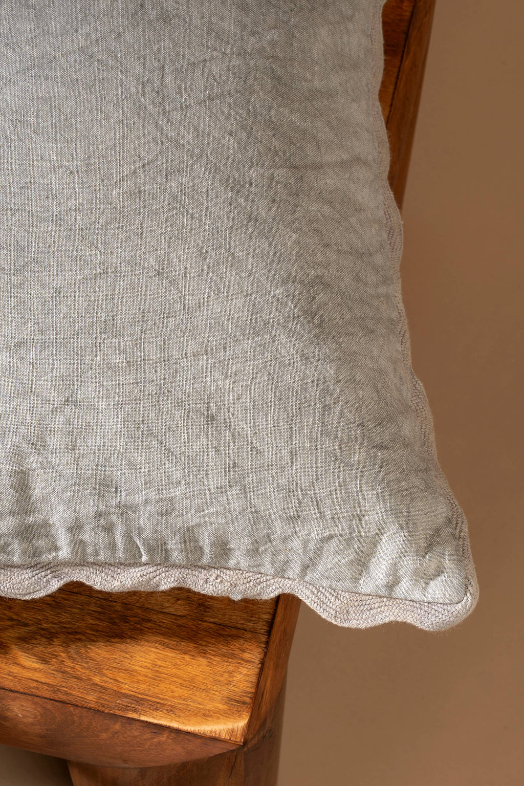 Scalloped Edge Pillow