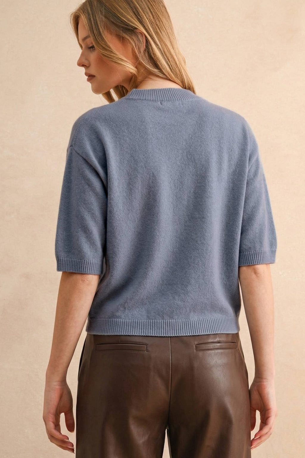 SHORT SLEEVE SWEATER TOP