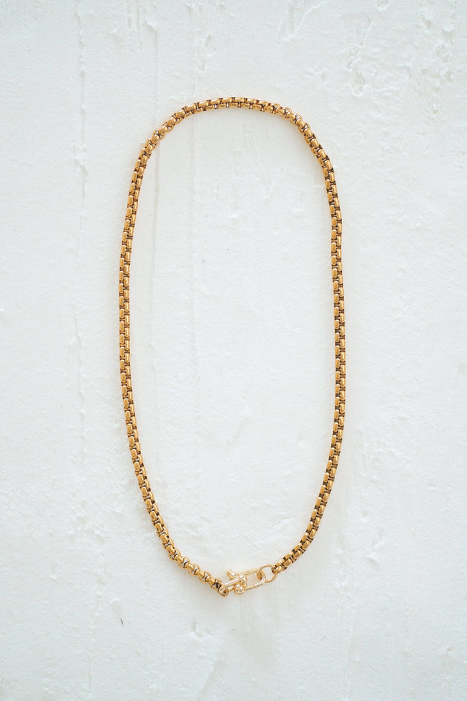 Walker Necklace