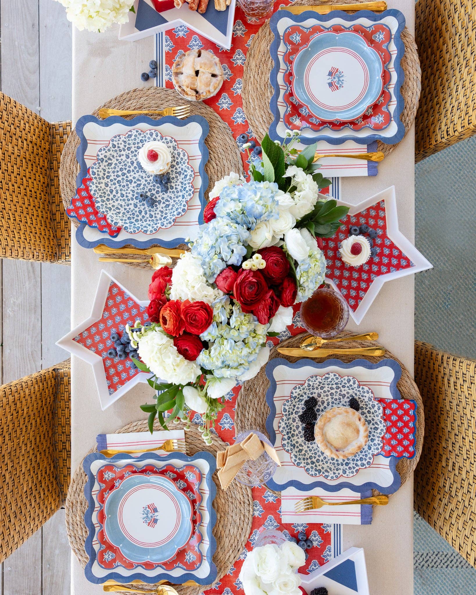 Stacking Stars Bamboo Tray