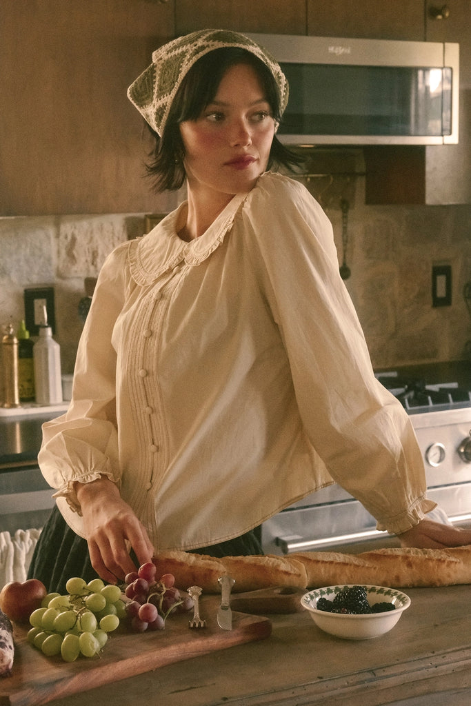 Contrast Stitch Ruffle Collar Blouse