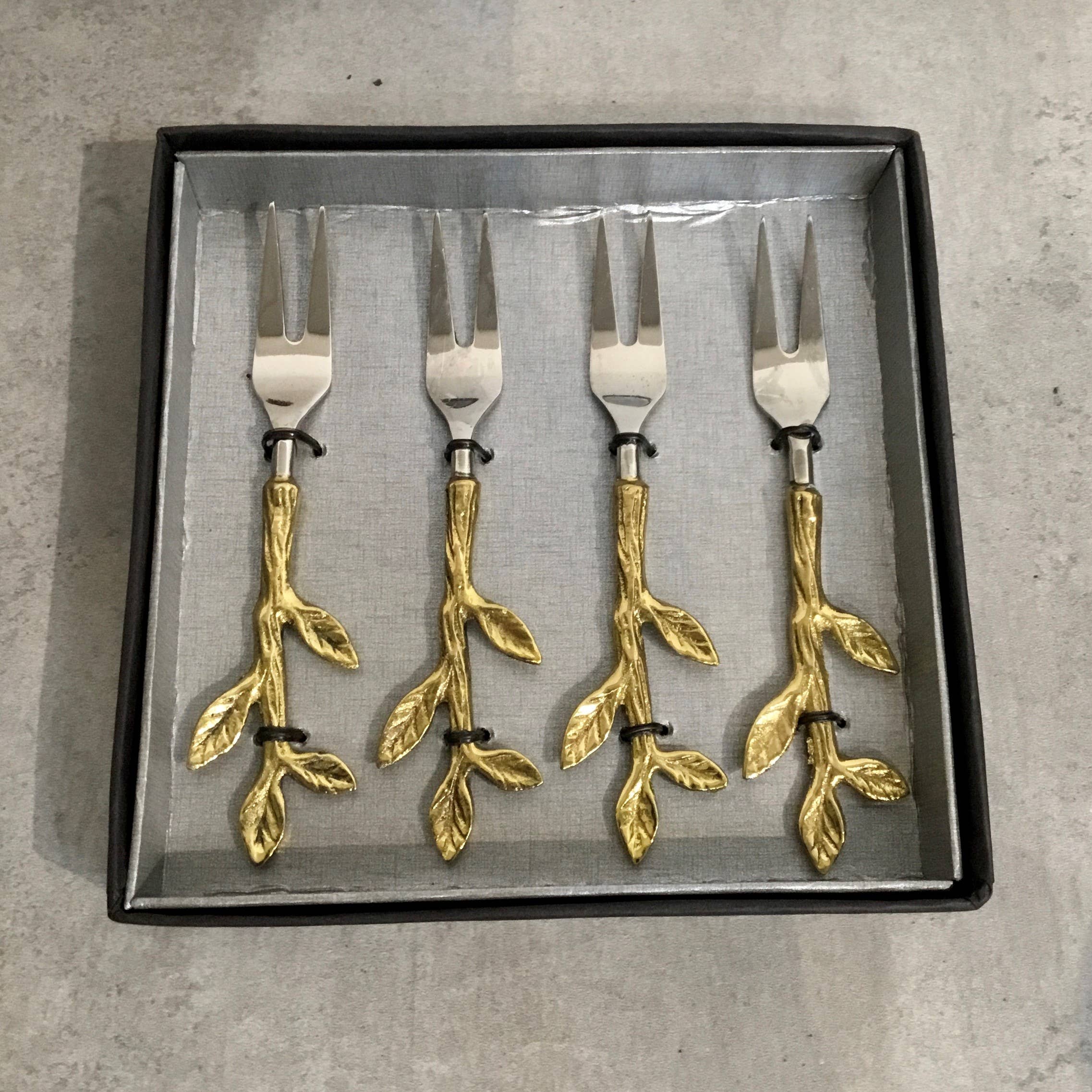 Gold Leaf Bud Handle Forks