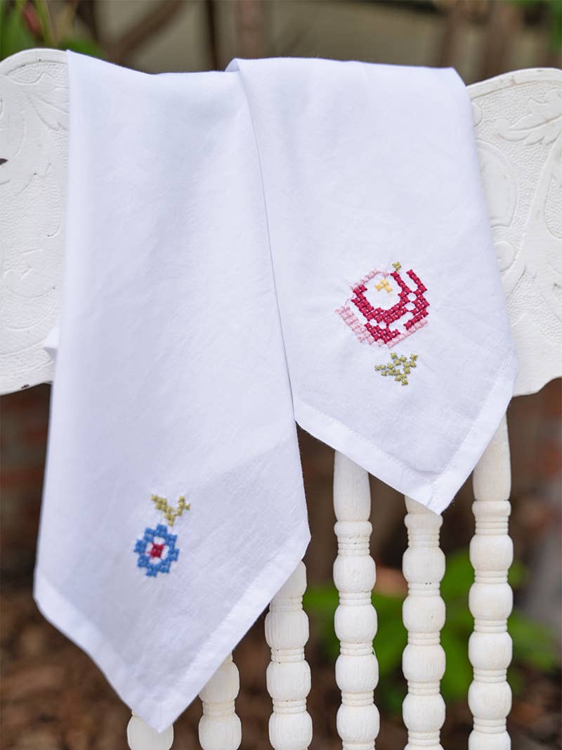 Folklore Cross Stitch Embroidered Napkin Set