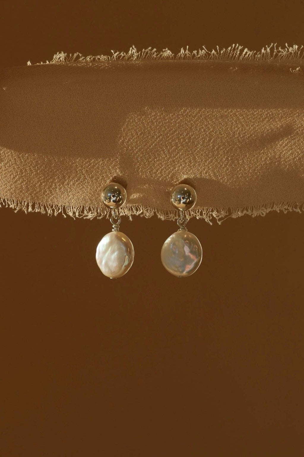 Lea Pearl Drop Earrings
