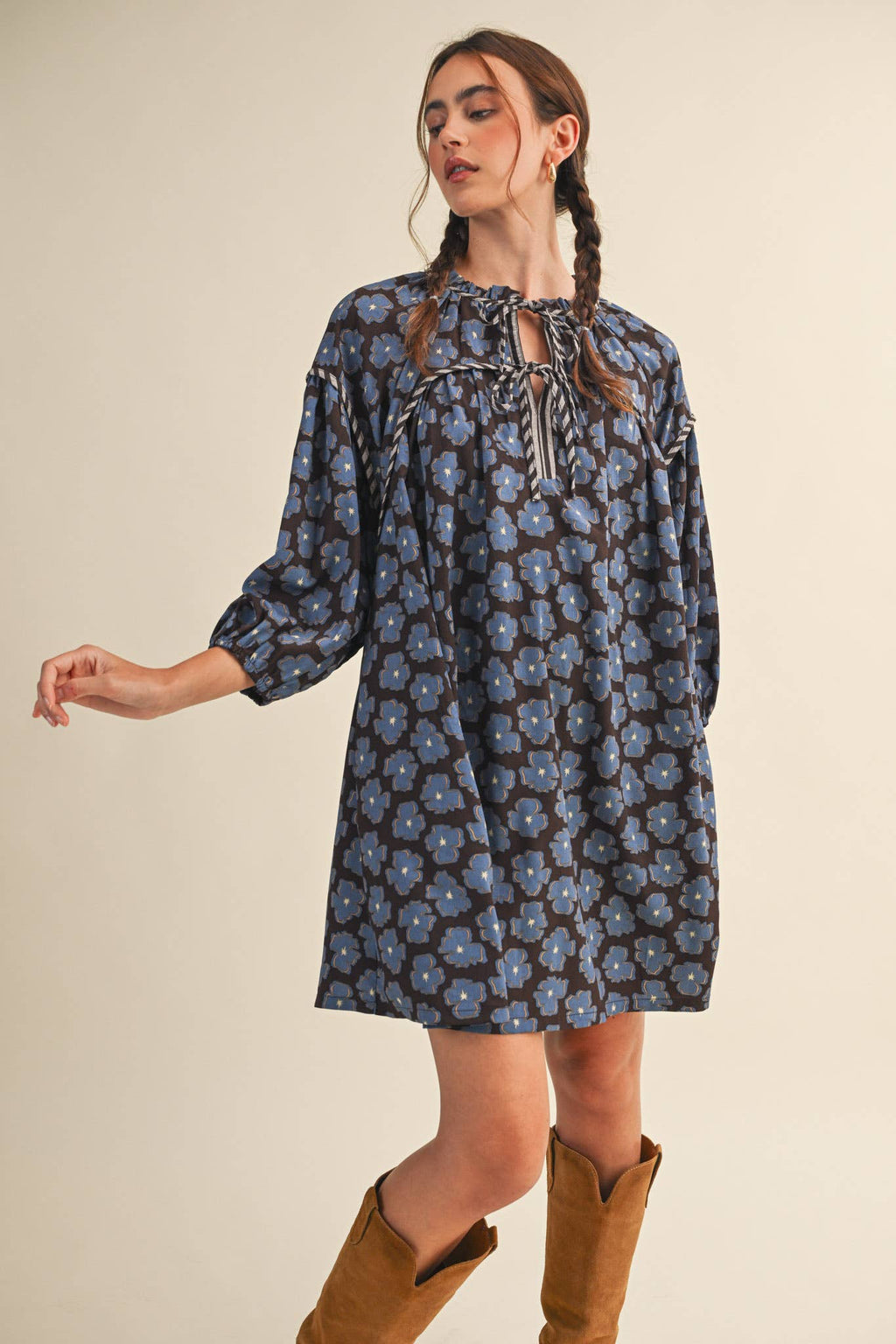 Contrast Binding Floral Mini Shift Dress