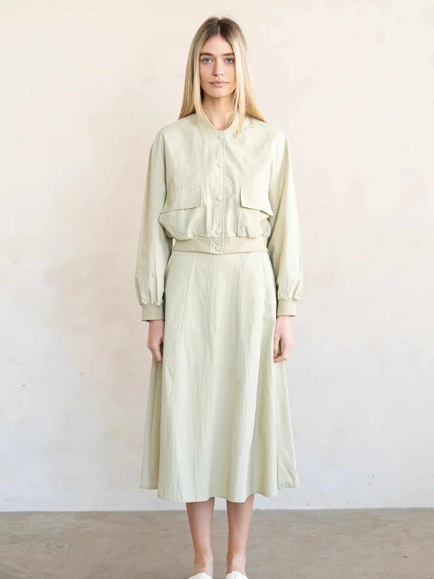 Side Pocket Flare Woven Long Skirt