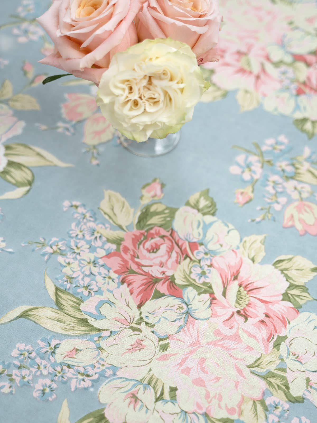 Blanche Tablecloth