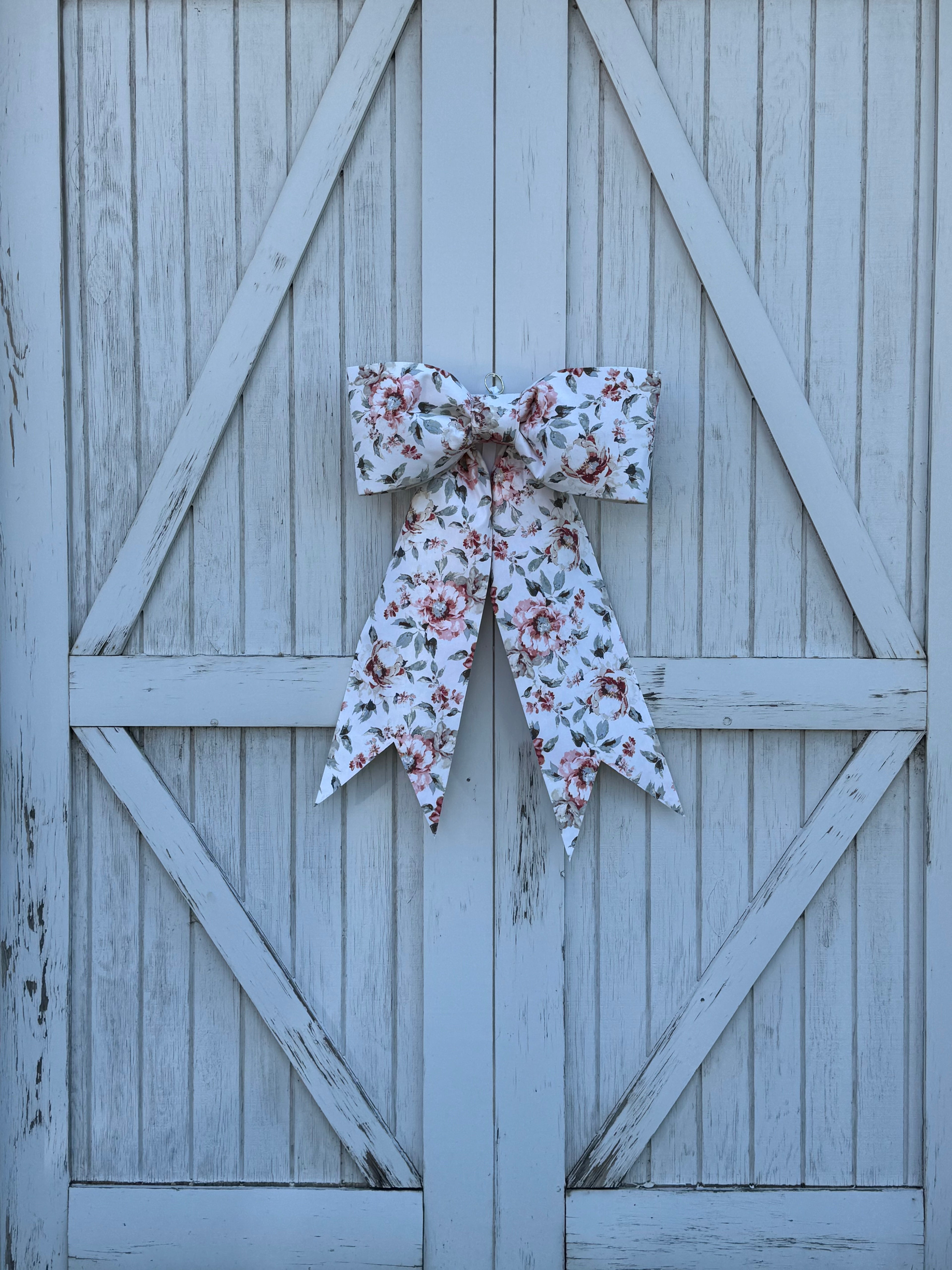 White Vintage American Floral