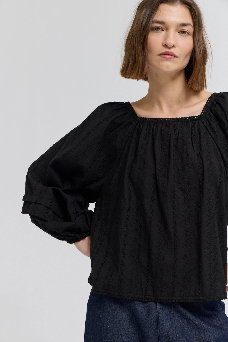 Embroidered Balloon Sleeves Top