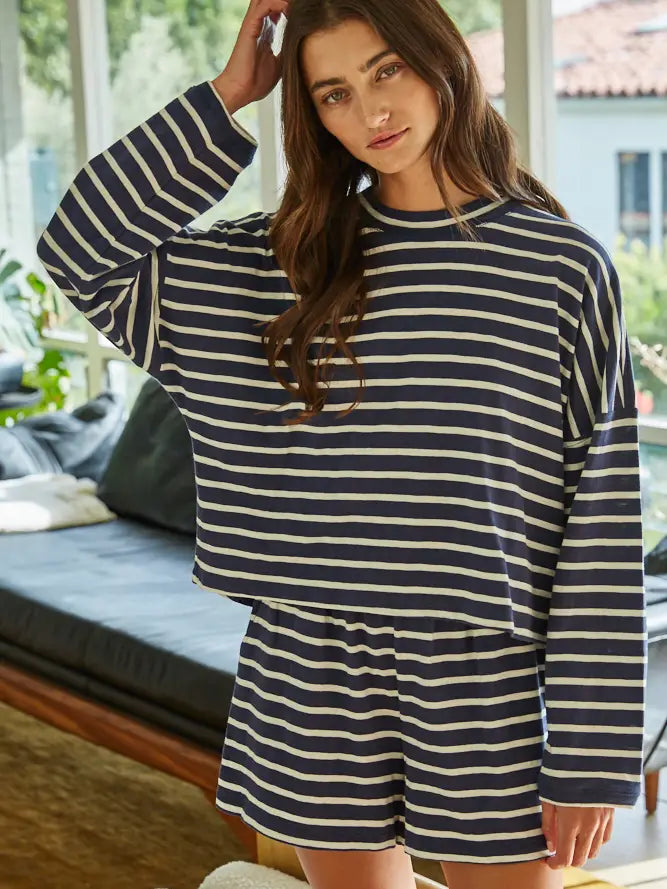 Mock Neck Long Sleeve in Navy White