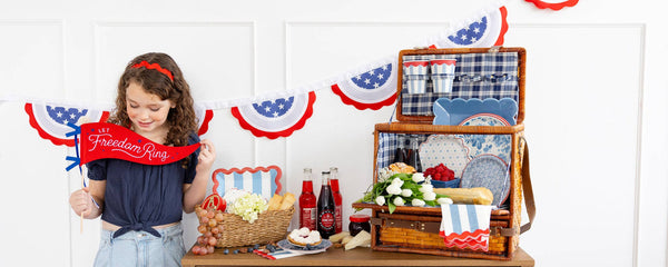 Hamptons Stripes 9" Ric Rac Trim Paper Plate