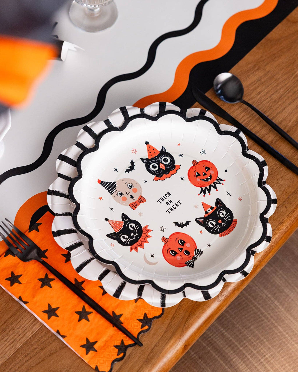 Vintage Halloween Characters Plates