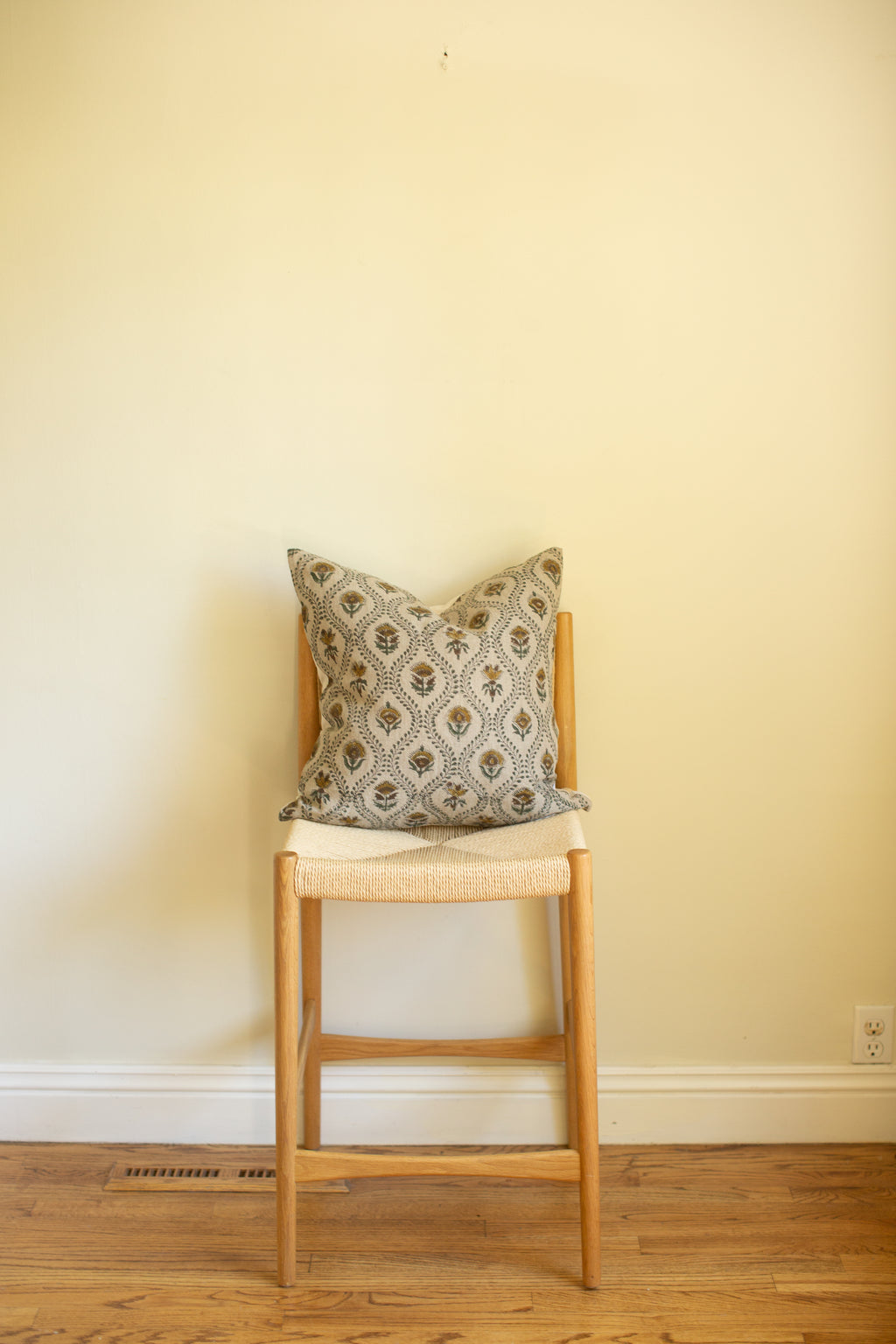 Noreen Pillow