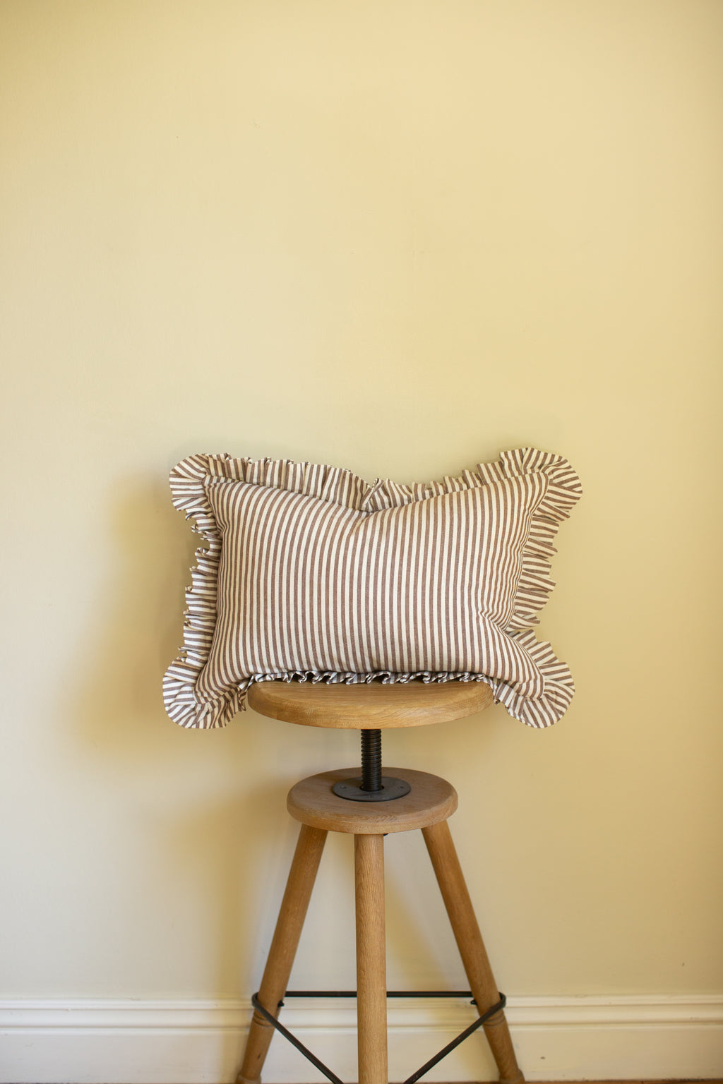 Ruffle Lumbar Pillow