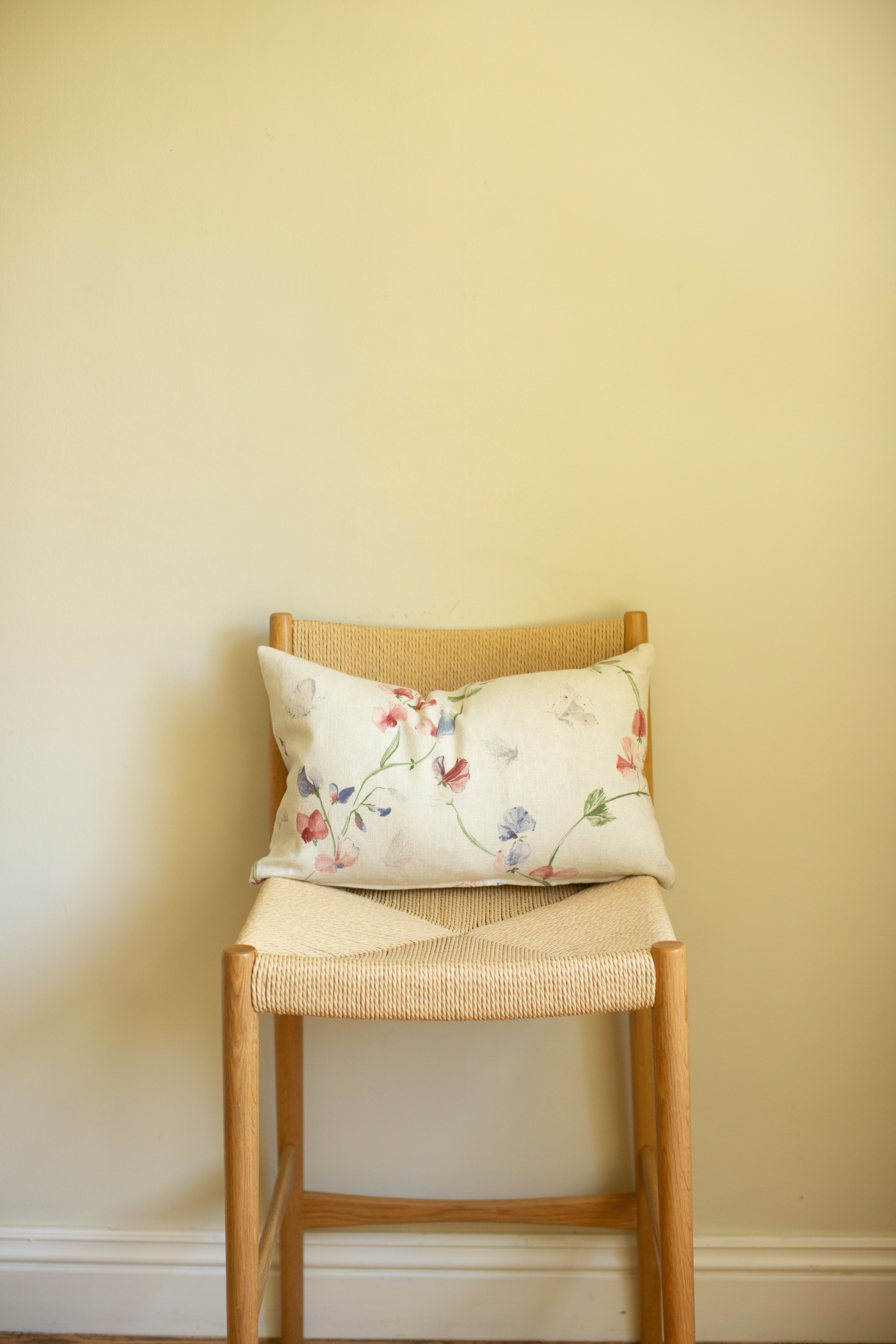 Cole & Son Sweet Pea Pillow