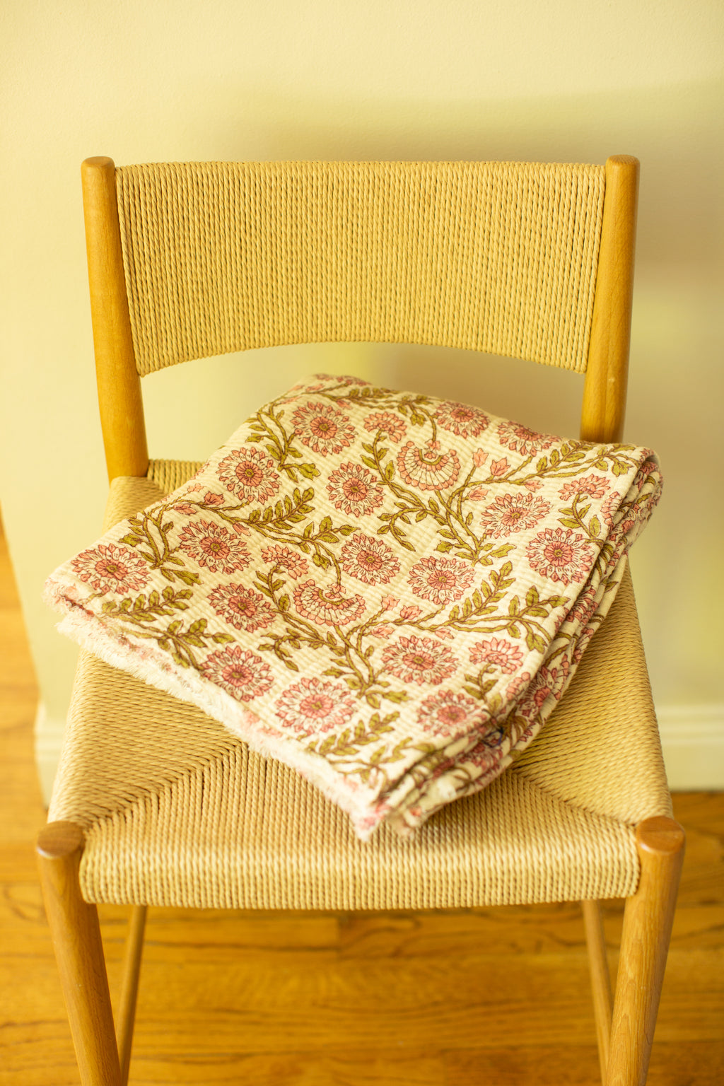 Clematis Botanical Cotton Throw