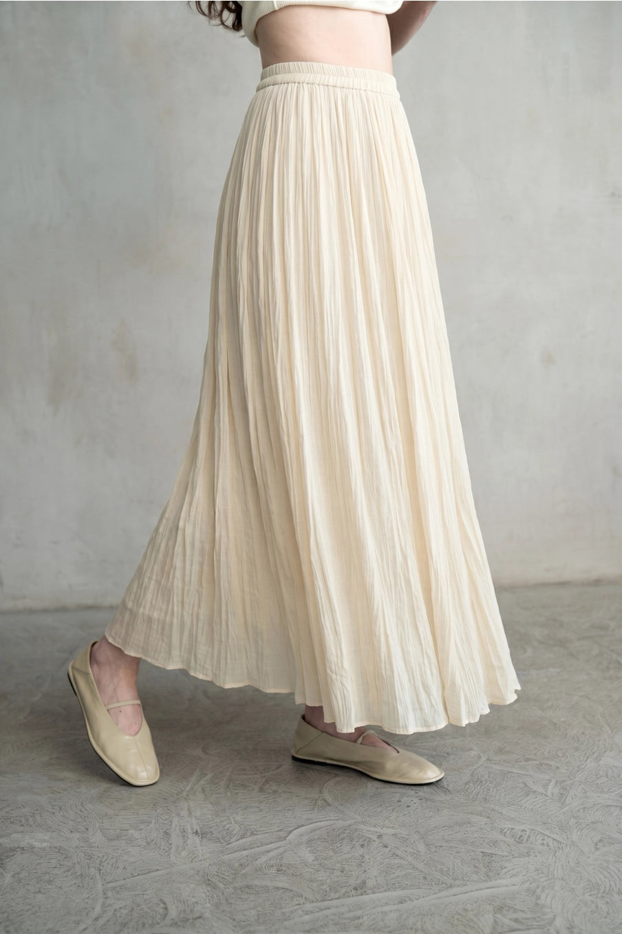 Elegant Crinkled Maxi Skirt
