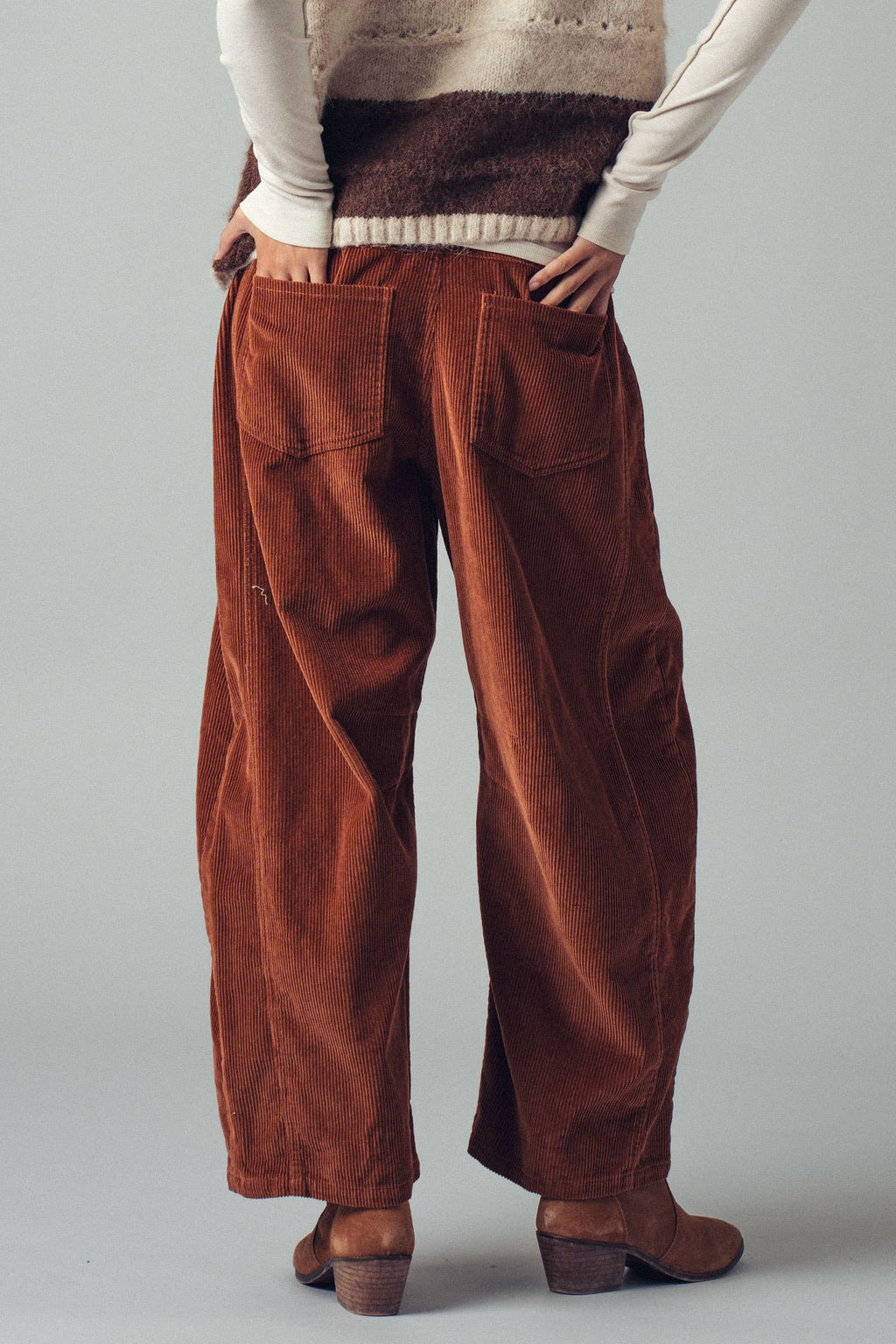 Inseam Stitch Detail Corduroy Barrel Jeans