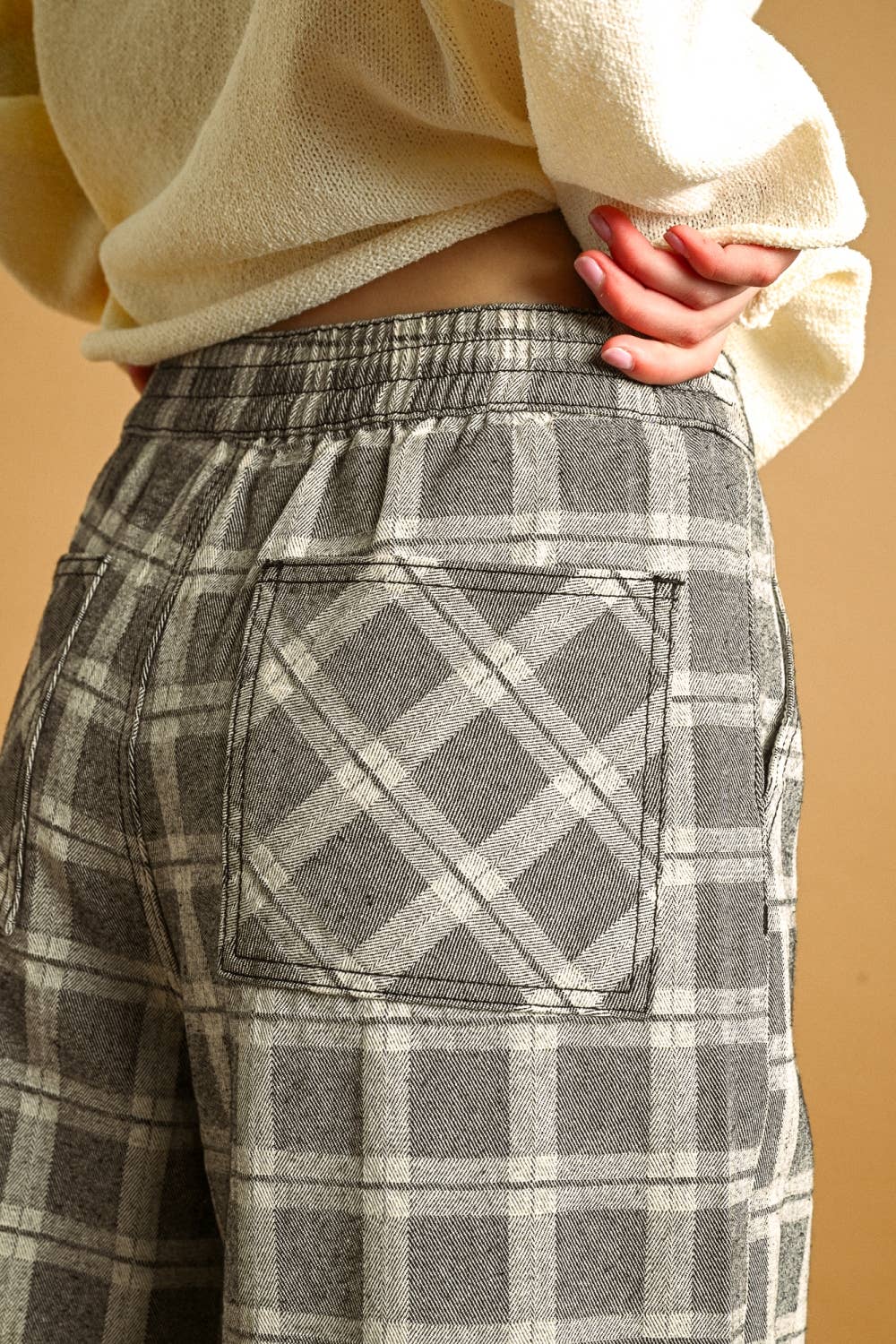 Ruffle Detail Plaid Pants