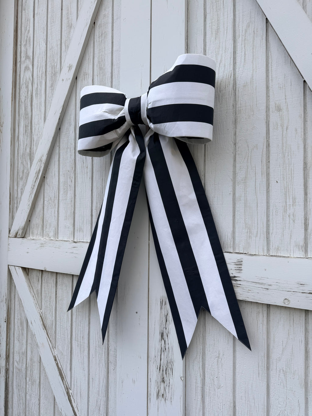 Black/Beige Spooky Stripe