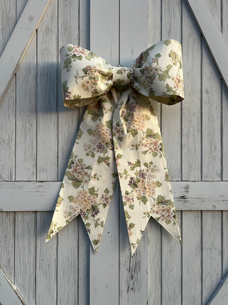 Vintage Lilac Floral Bow
