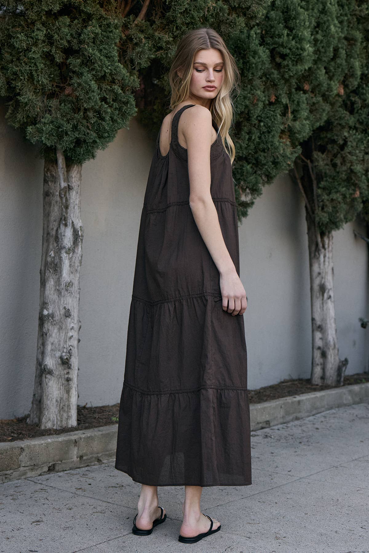Lace Trim Tiered Maxi Dress in Chocolate