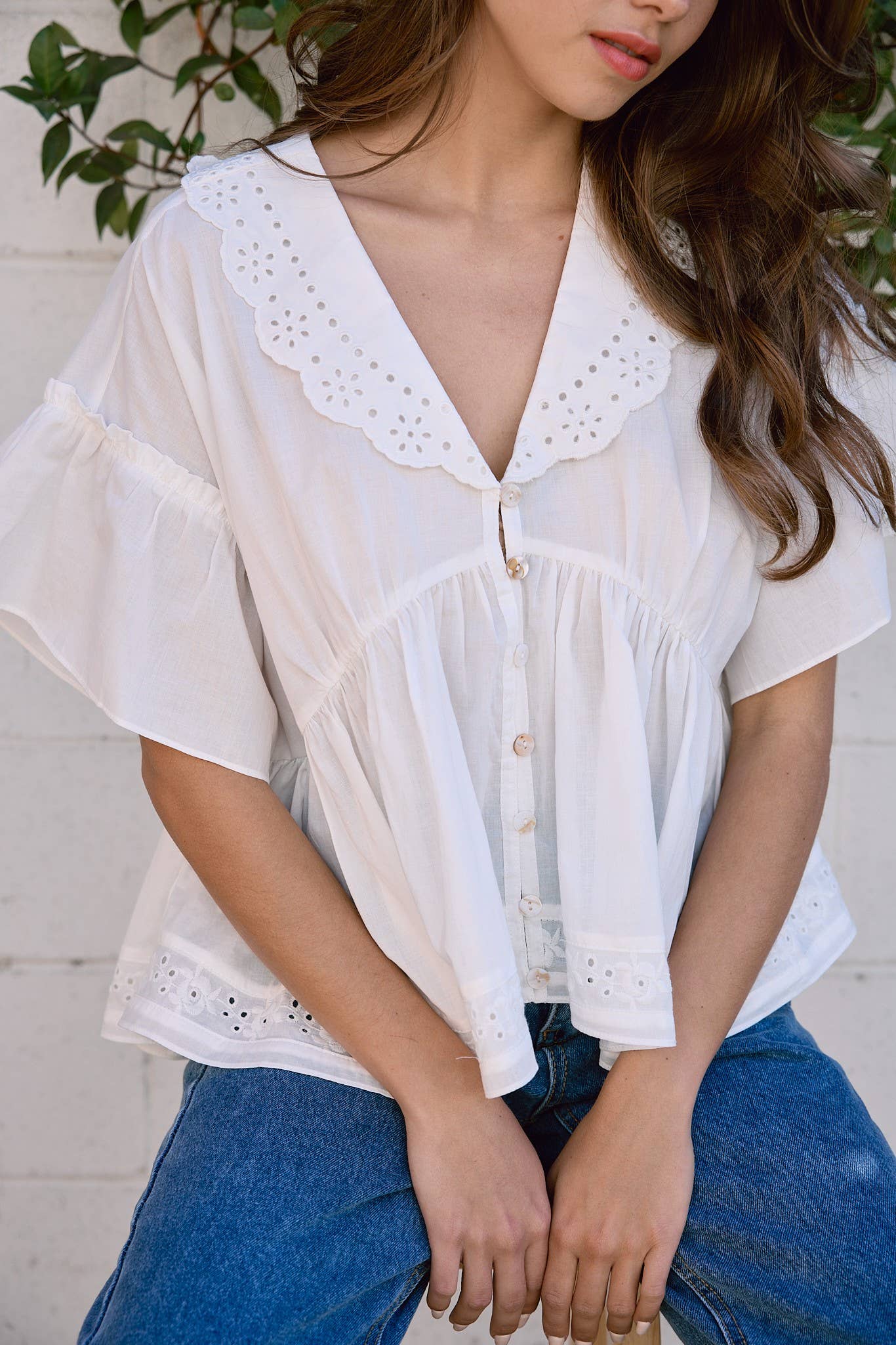 Embo Airy Collar Blouse