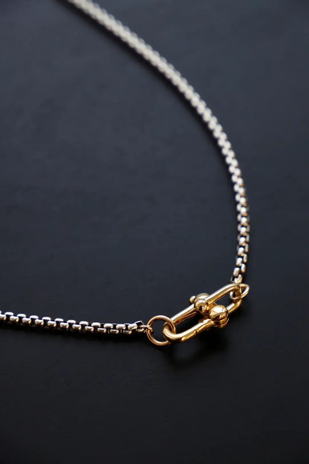 Nova Round Box Chain Necklace