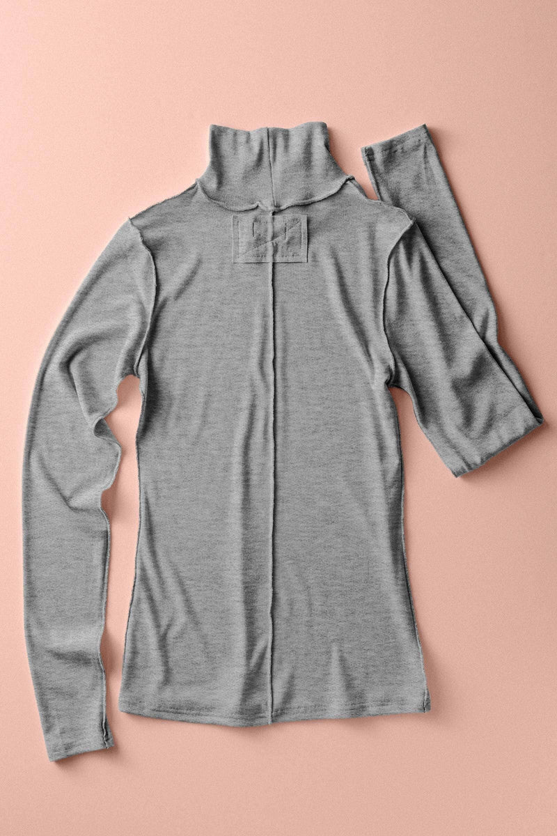 Contrast Seam Turtleneck Knit Top