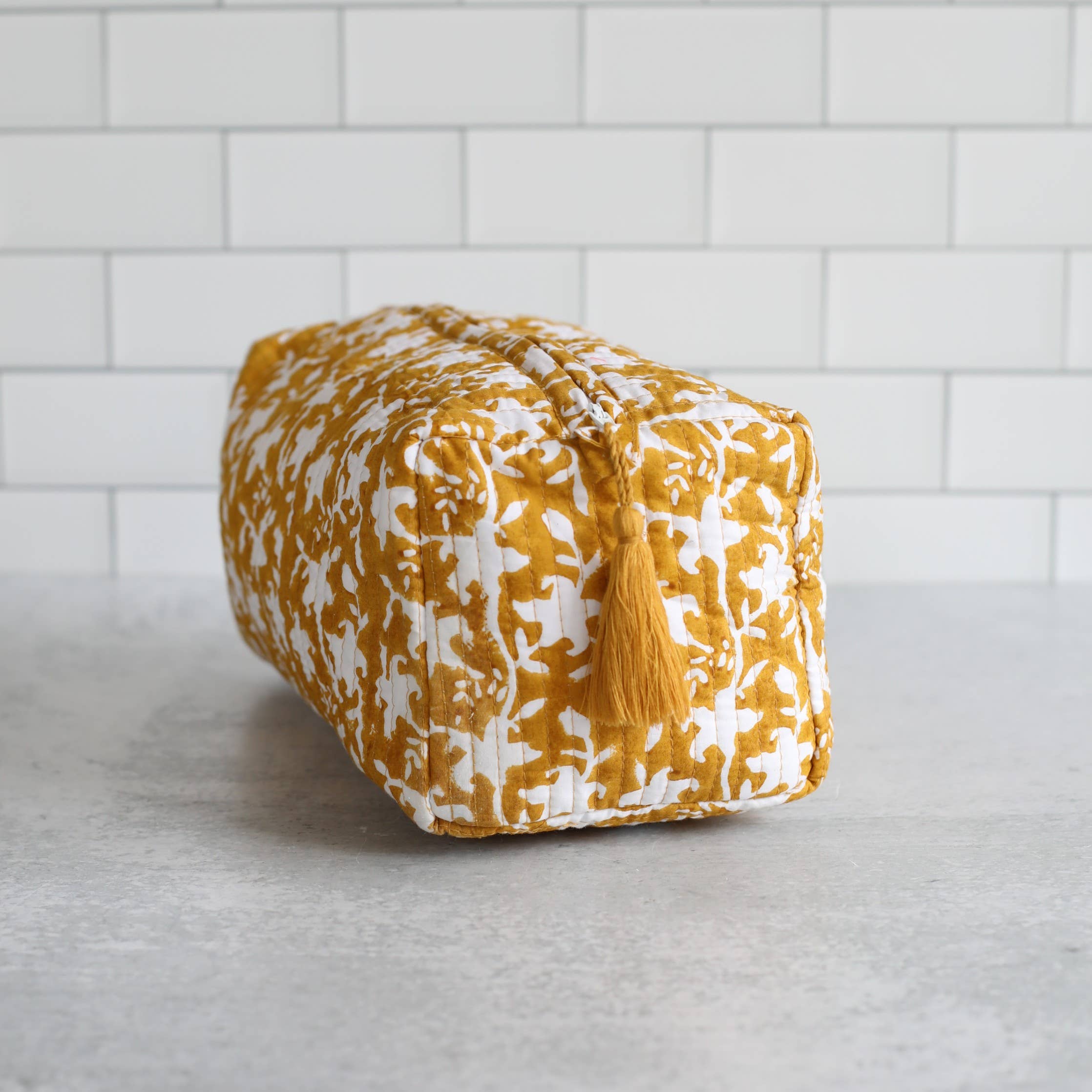 Pacho Saffron Verso Cosmetic Bag