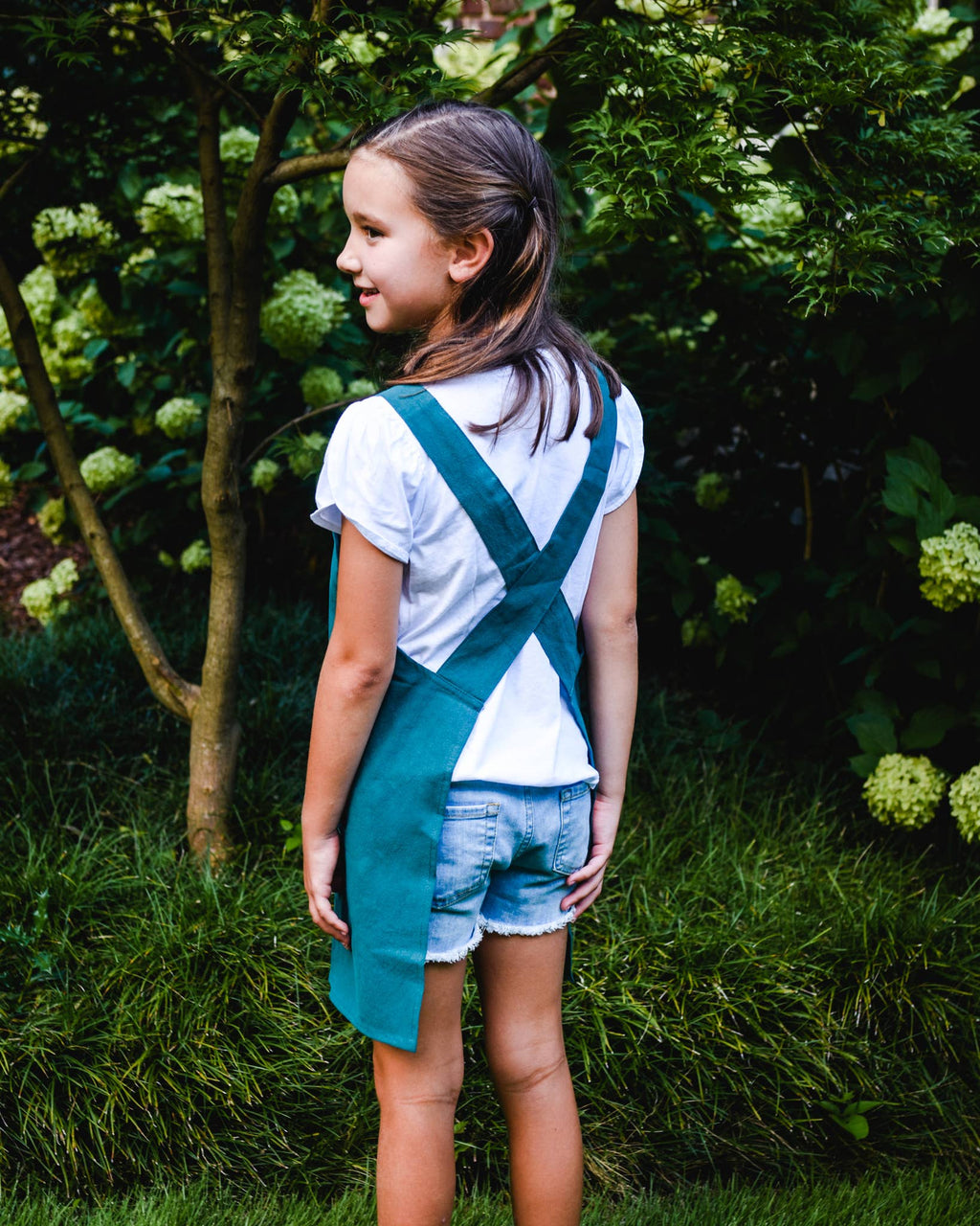 Cross Back Apron
