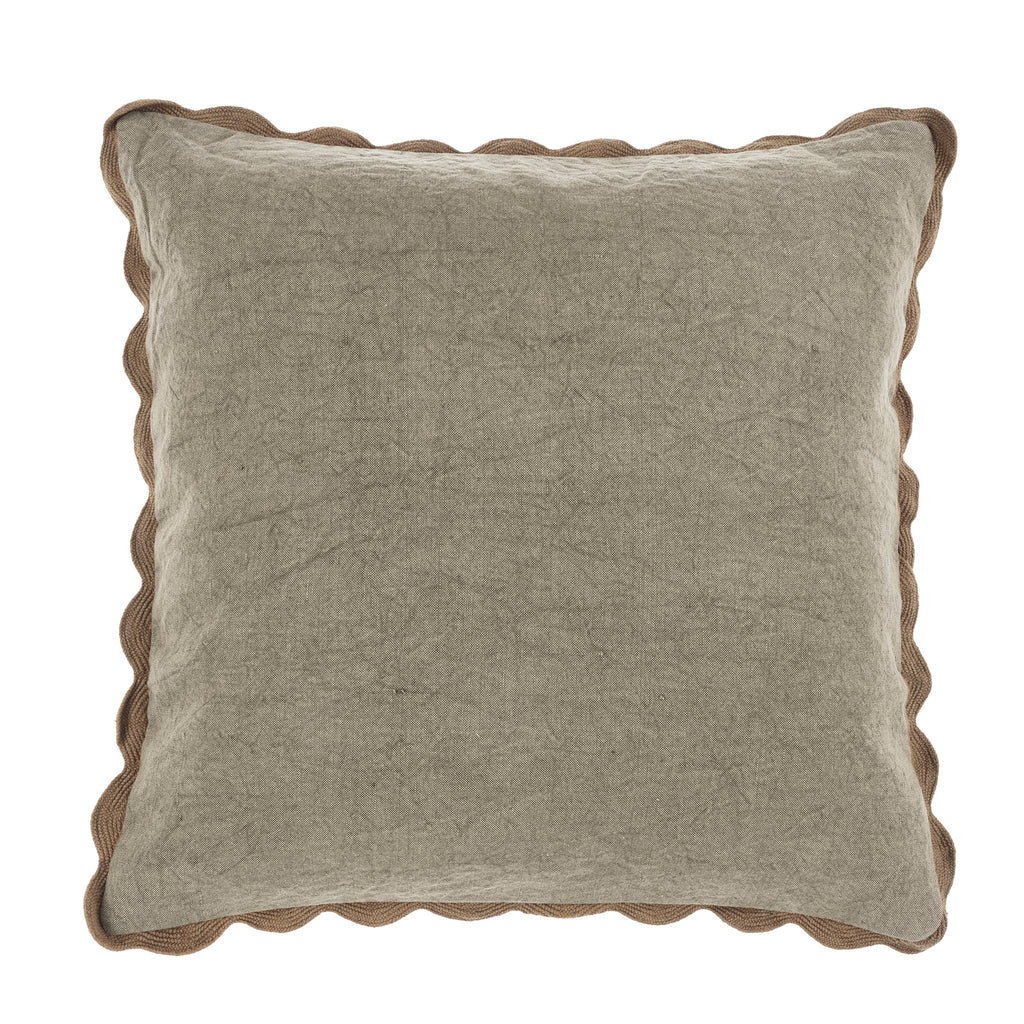 Scalloped Edge Pillow