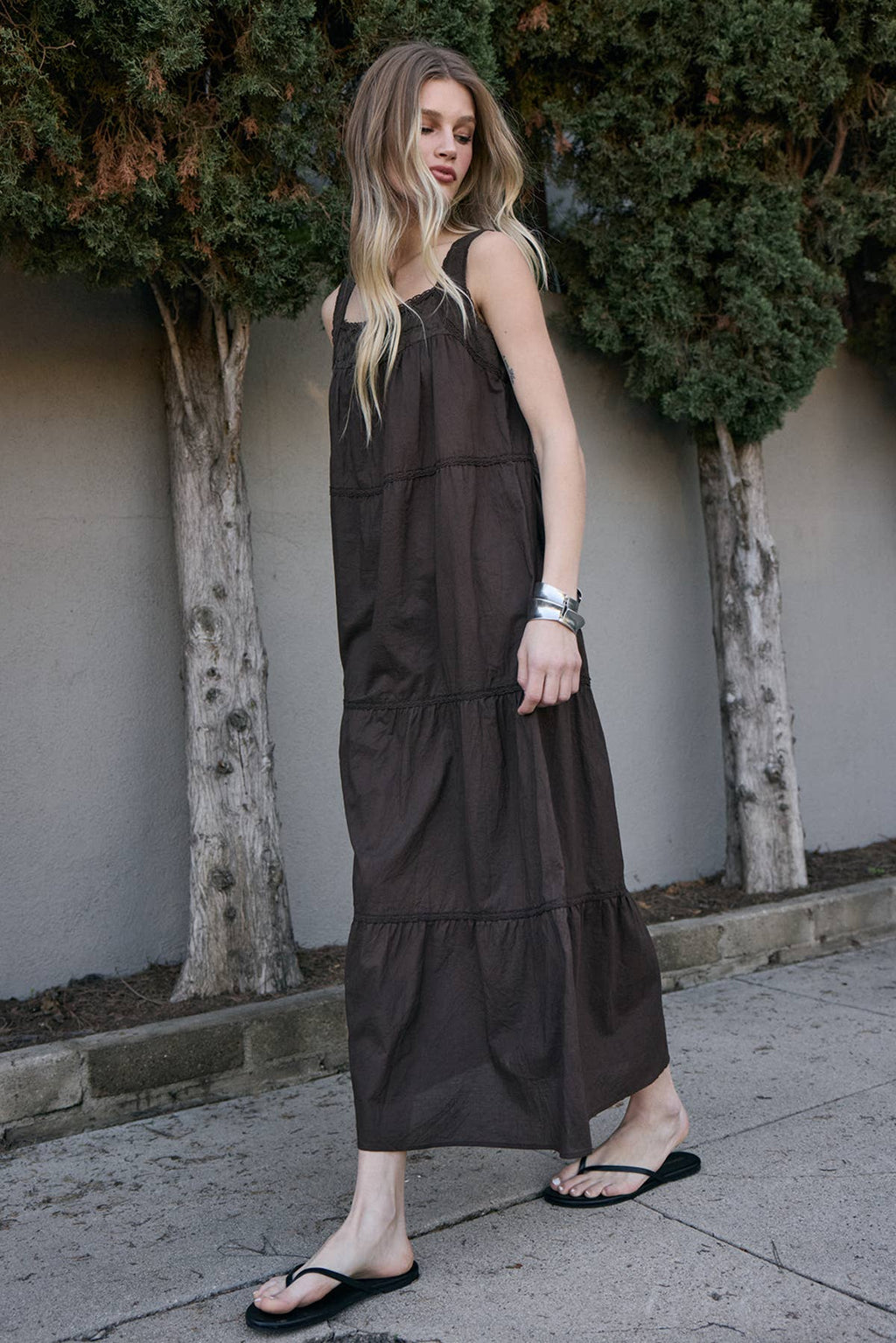 Lace Trim Tiered Maxi Dress in Chocolate
