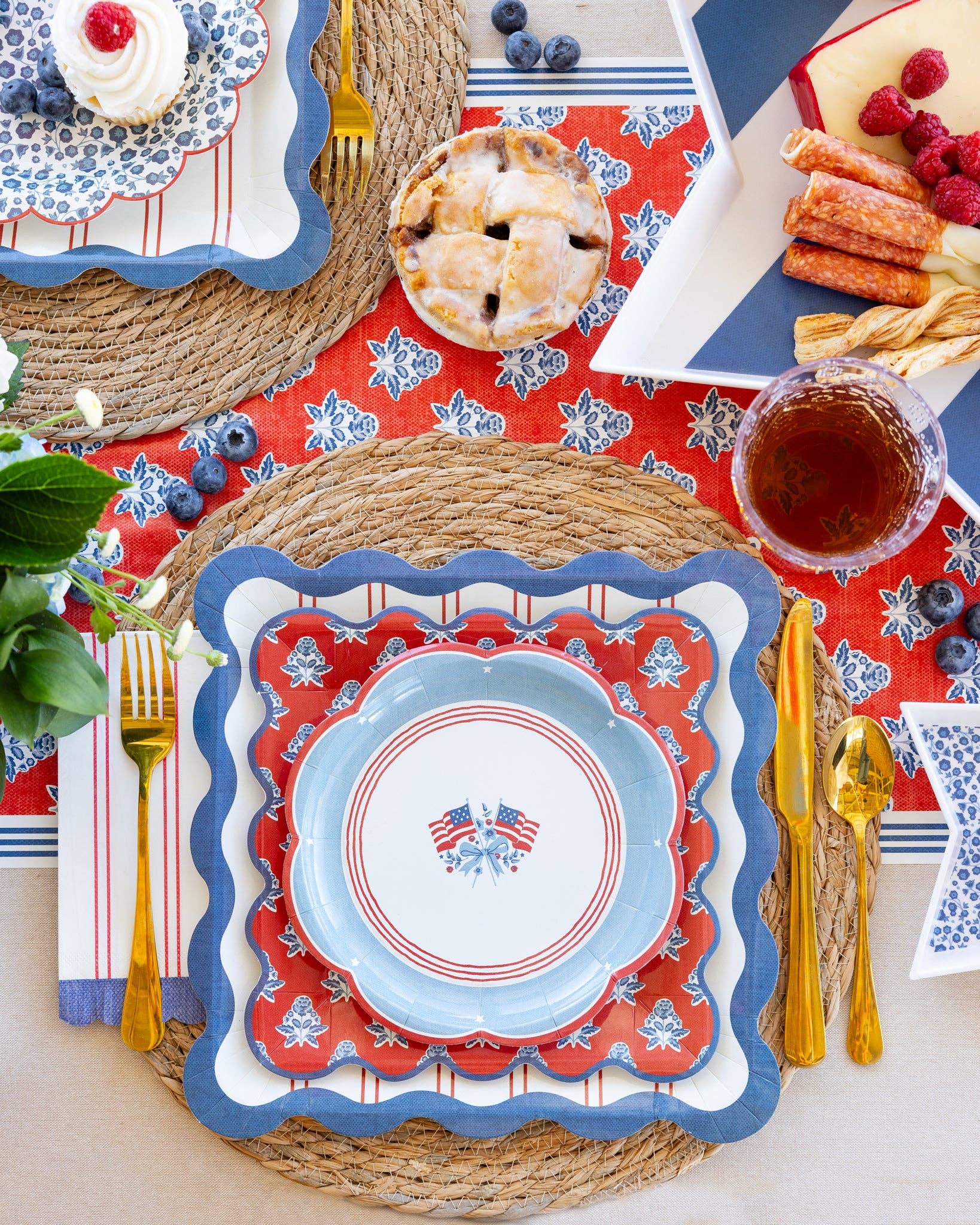 Plaid Stars Paper Cocktail Napkins