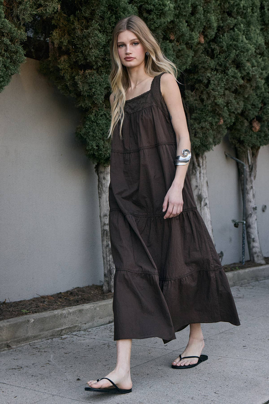 Lace Trim Tiered Maxi Dress in Chocolate