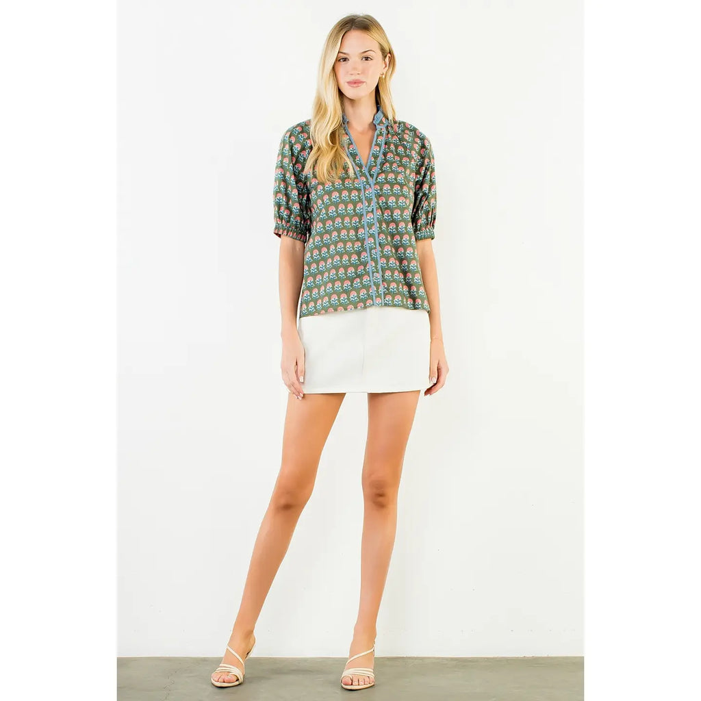 Puff Sleeve Flower Top with Ruffled Neck