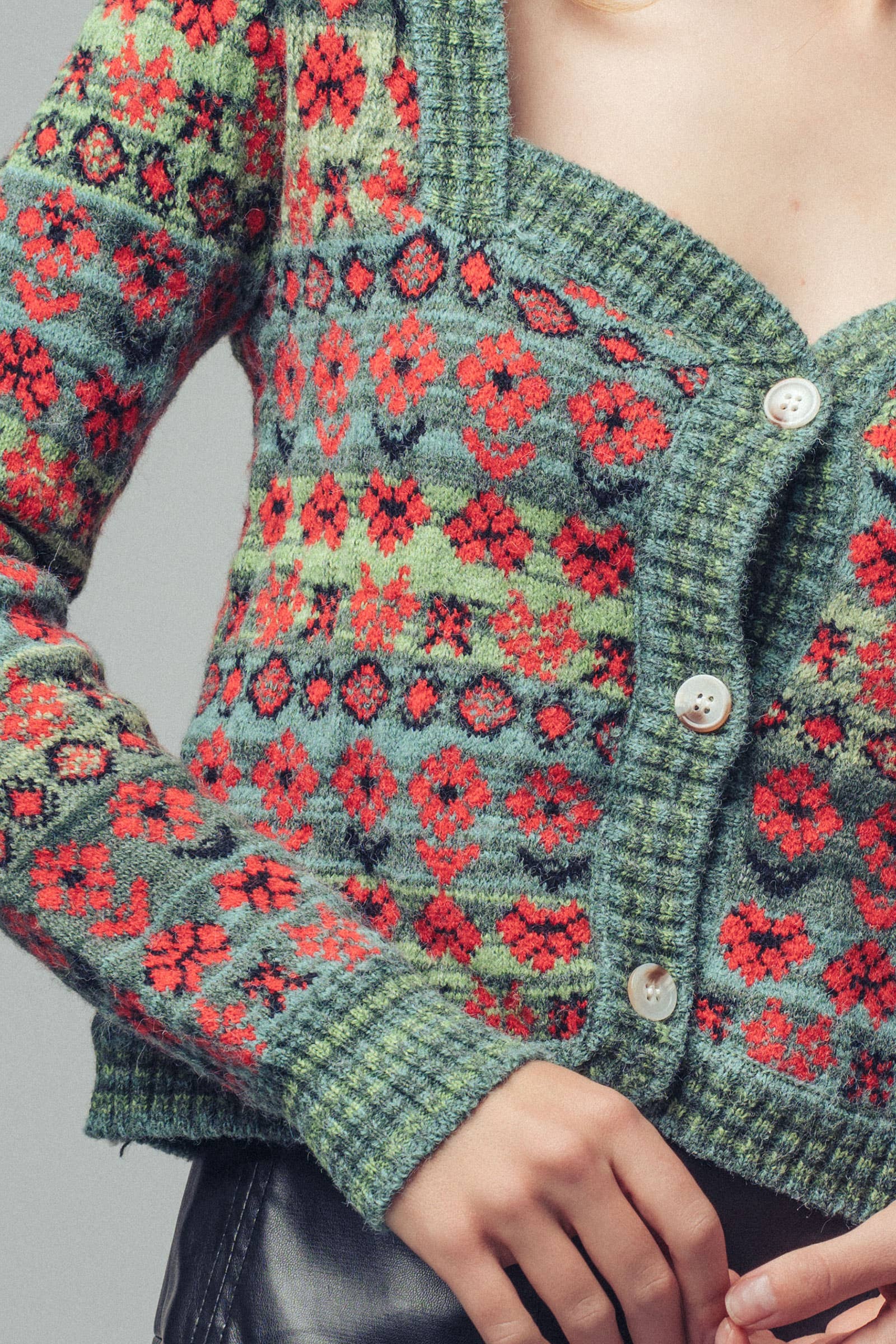 Vintage Floral Jacquard Knit Cardigan