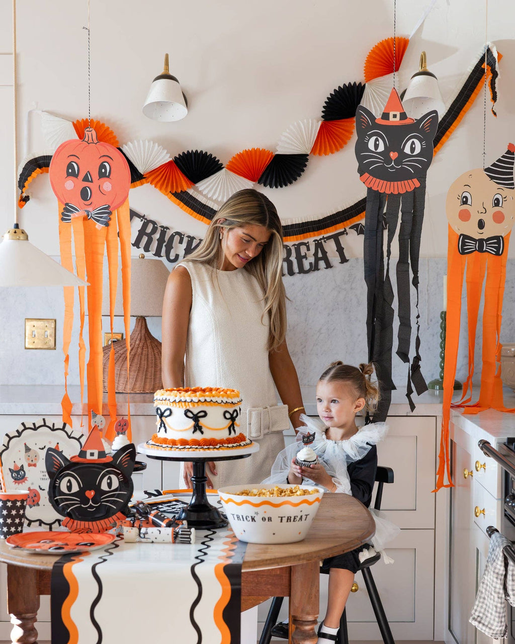 Vintage Halloween Characters Cupcake Kit