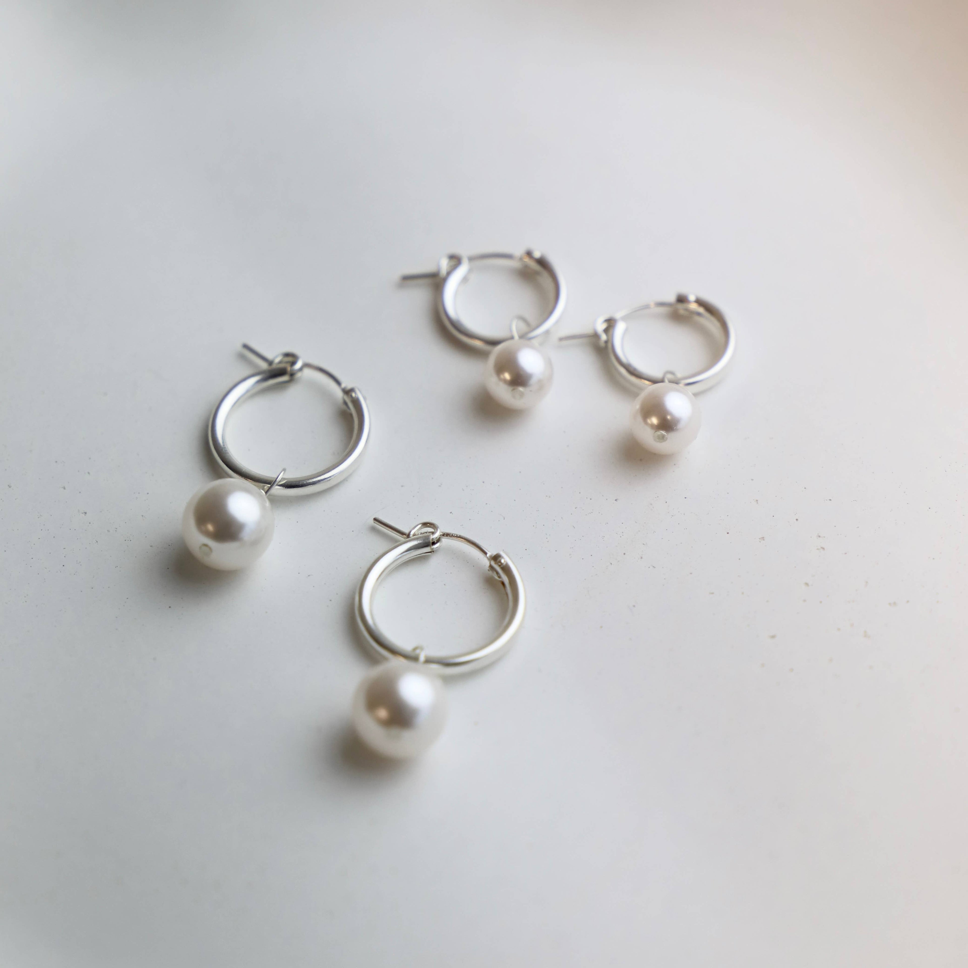Audrey Pearl Hoop Earring- SIlver